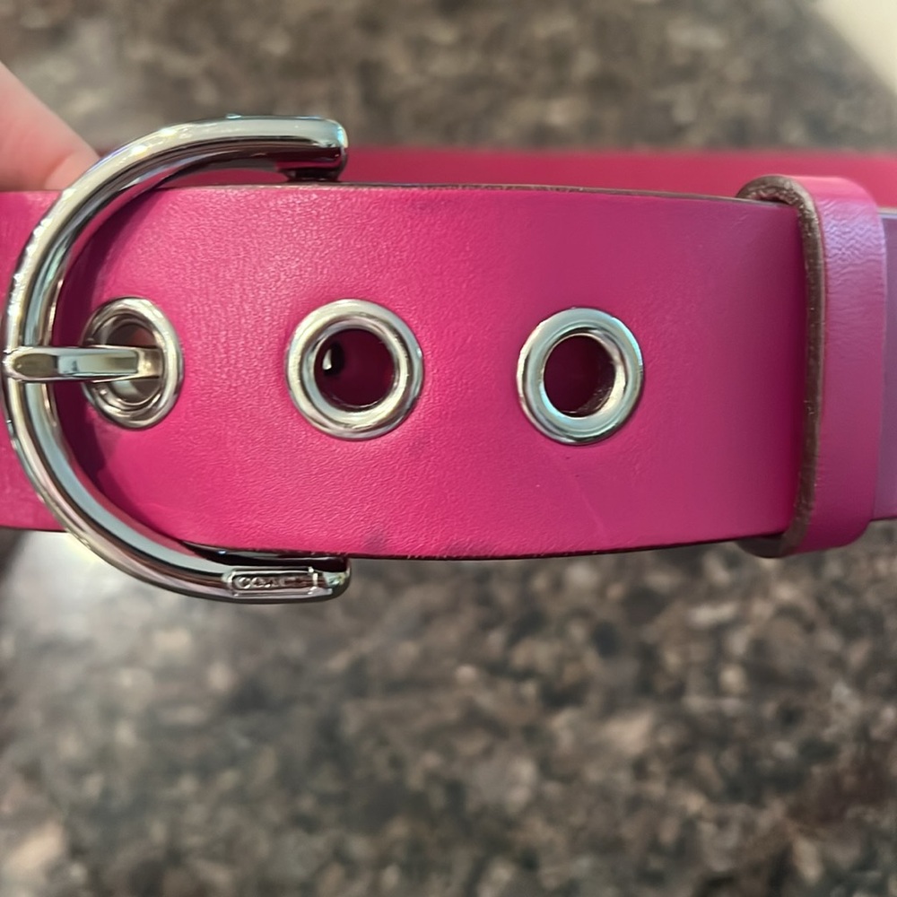 Pink Coach belt. - Picture 2 of 6